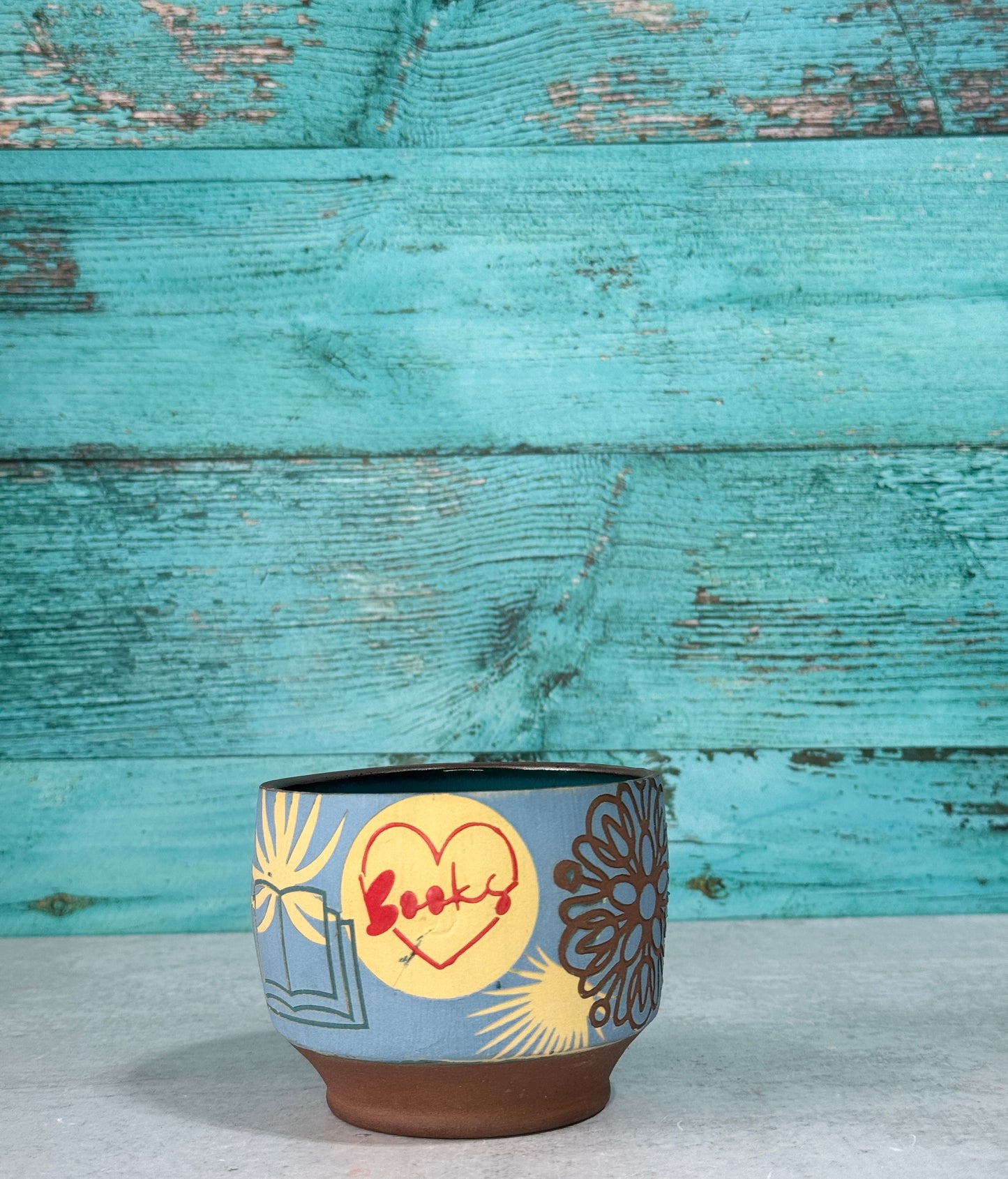 Cup - Books